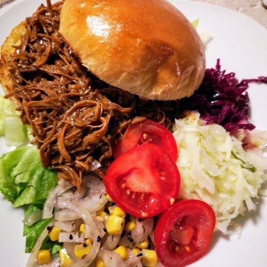 Burger mit Pulled Pork