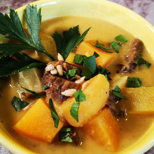 SteckrübenTopf mit Kürbis, Kartoffeln, Rote Bete und Rindfleisch [Gemüse wie immer aus…