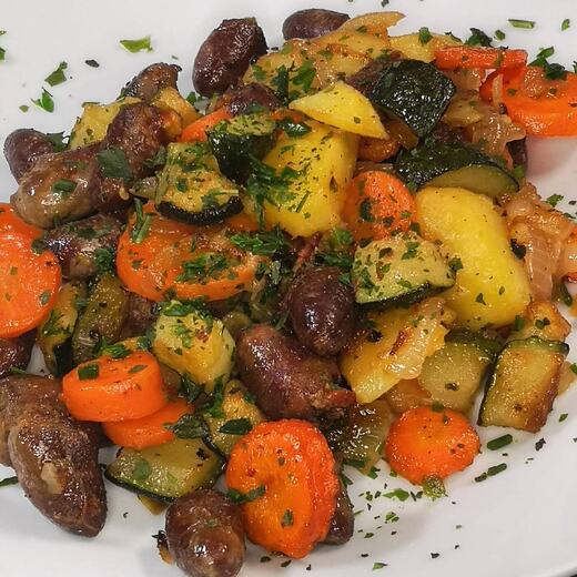 Gemüsepfanne mit HähnchenHerzen