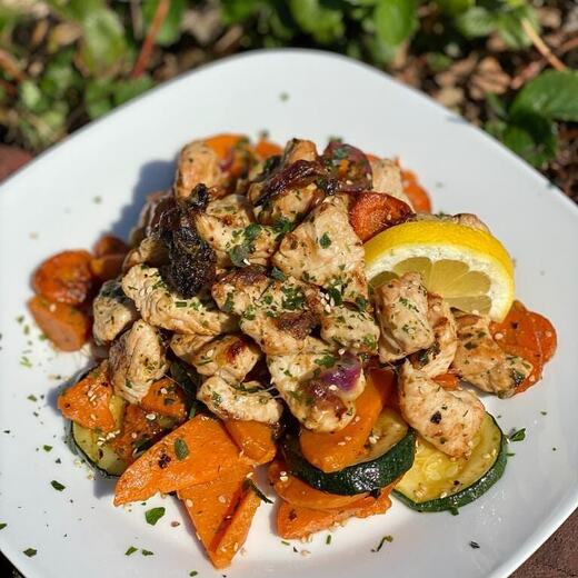 Das Mittagessen im Garten