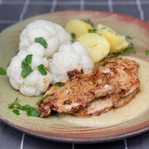 Steak mit Blumenkohl und Kartoffeln